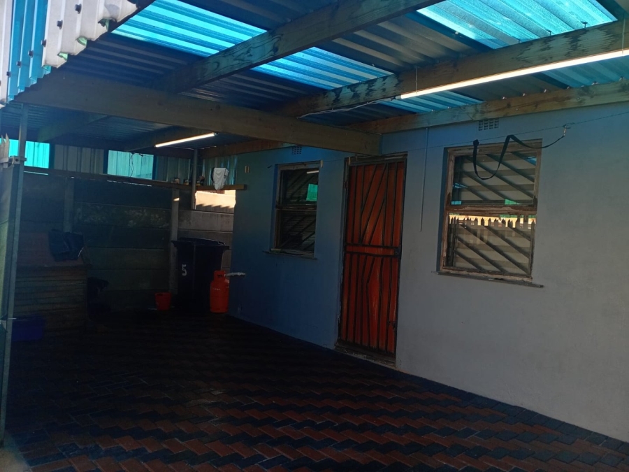  Bedroom Property for Sale in Khaya Western Cape